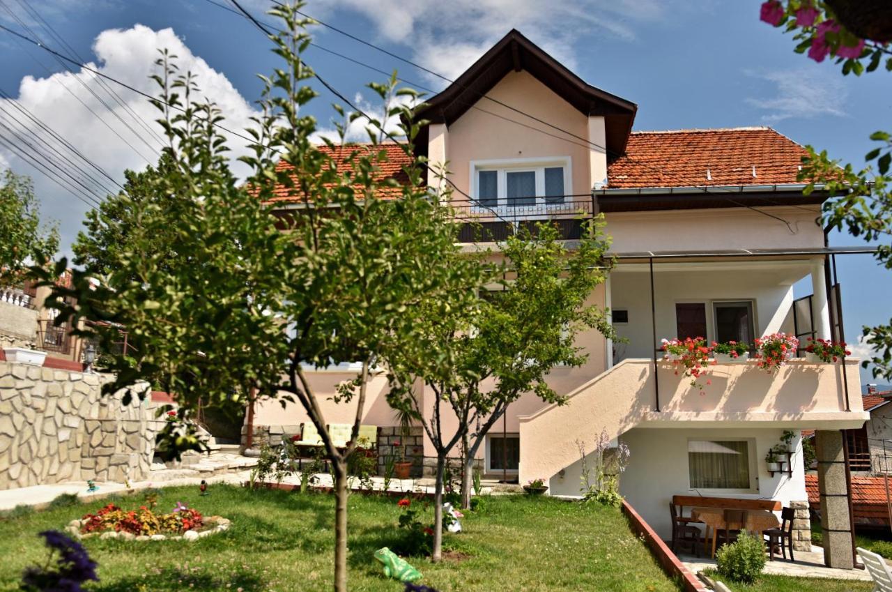 Saint Maria Guest House Velingrad Buitenkant foto