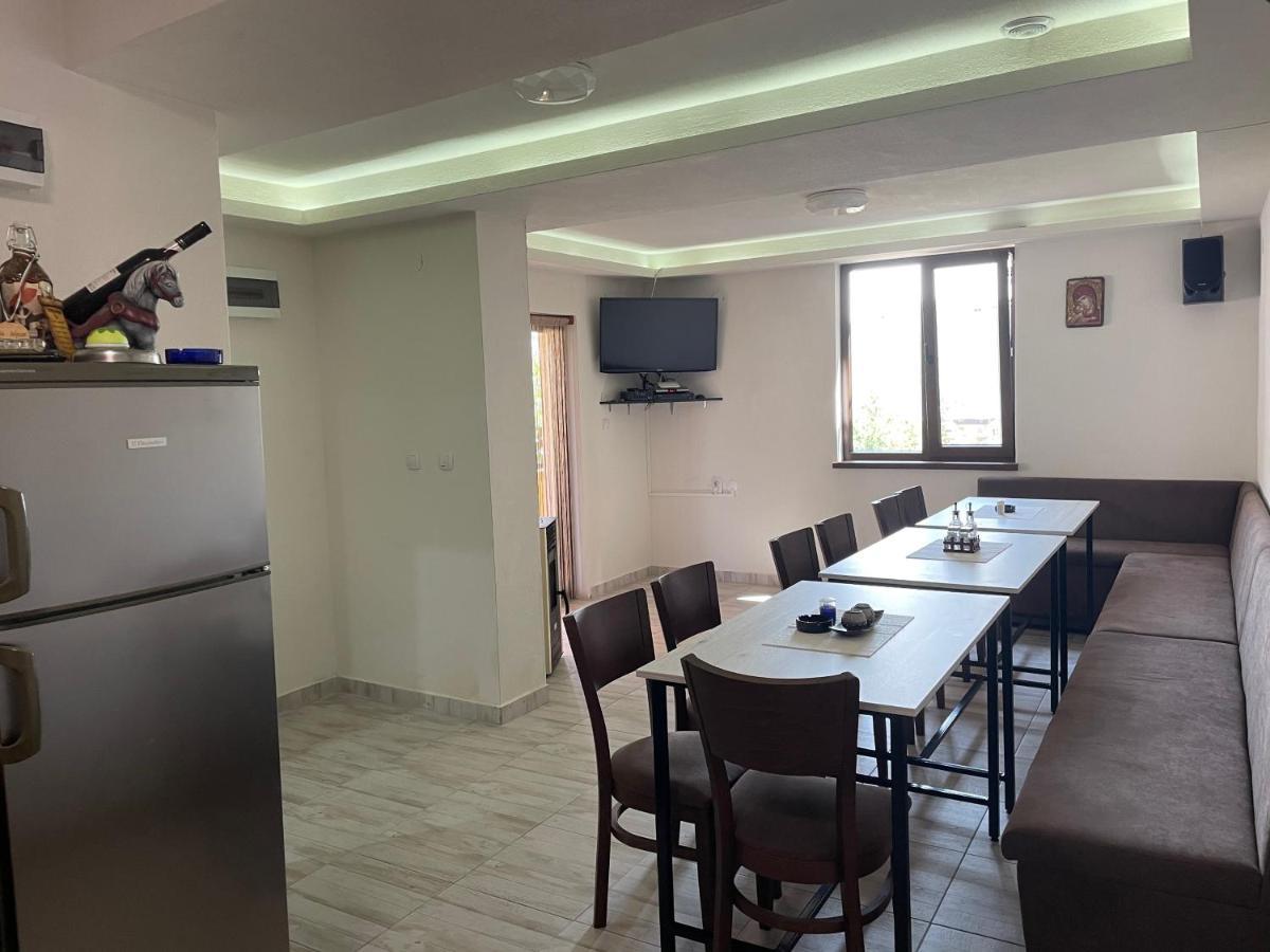Saint Maria Guest House Velingrad Buitenkant foto