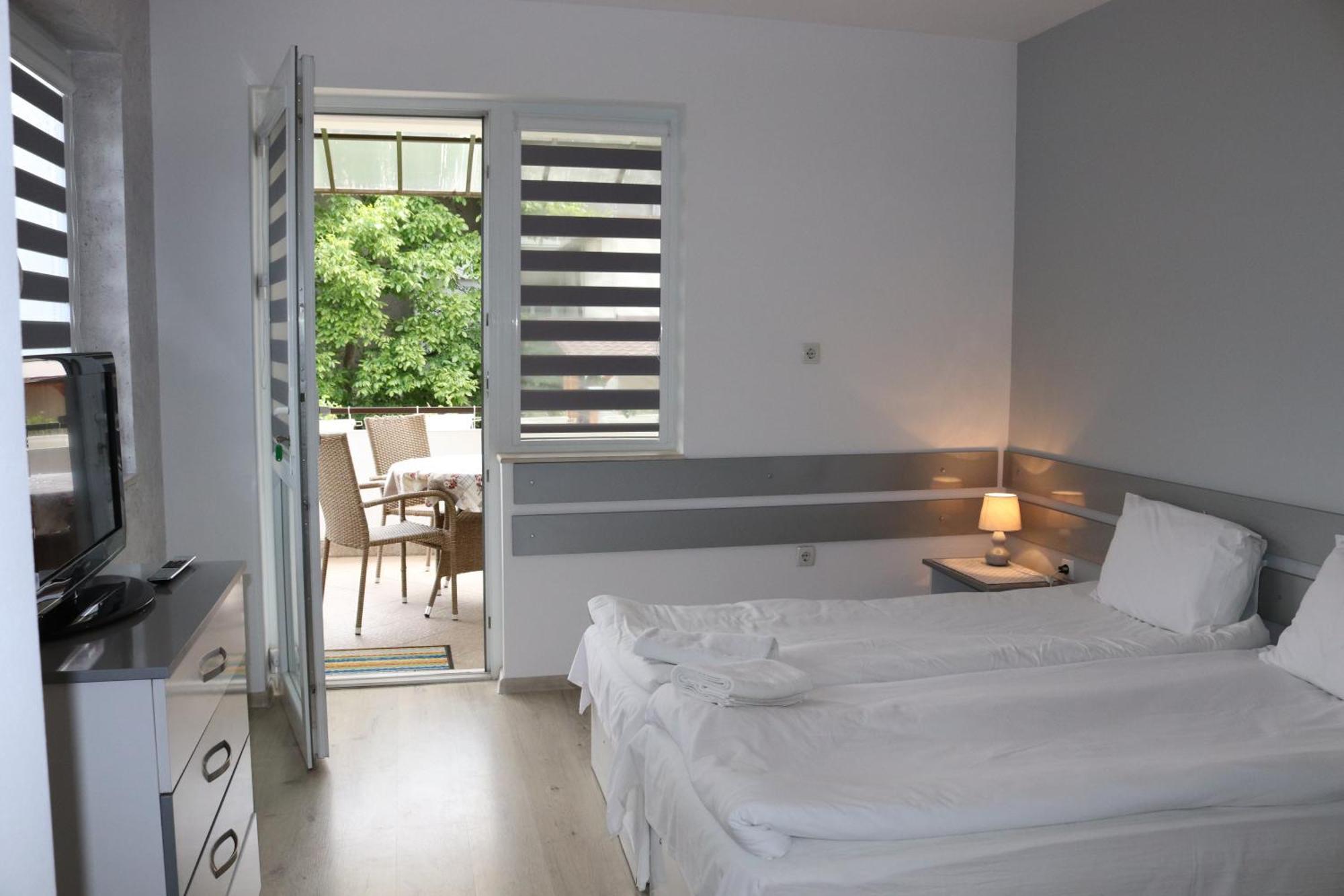 Saint Maria Guest House Velingrad Buitenkant foto